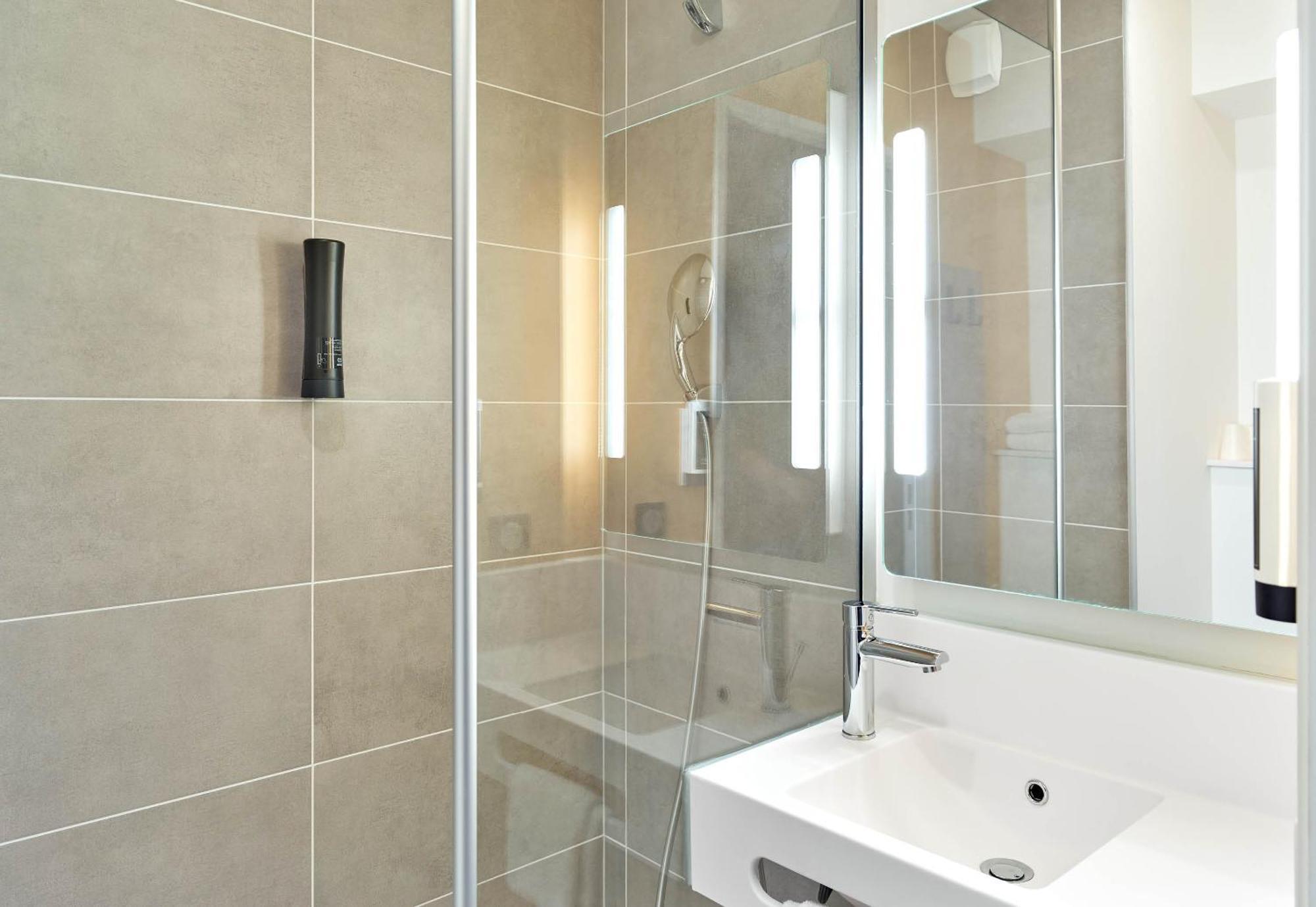 B&B Hotel Paris Clichy-Sous-Bois 3 Etoiles 외부 사진